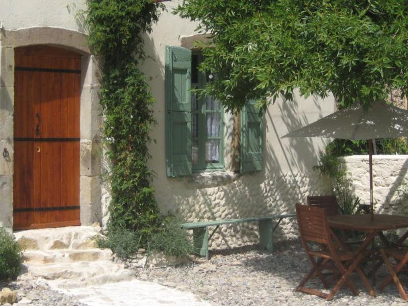 马特多美恩酒店 Conques-sur-Orbiel 客房 照片